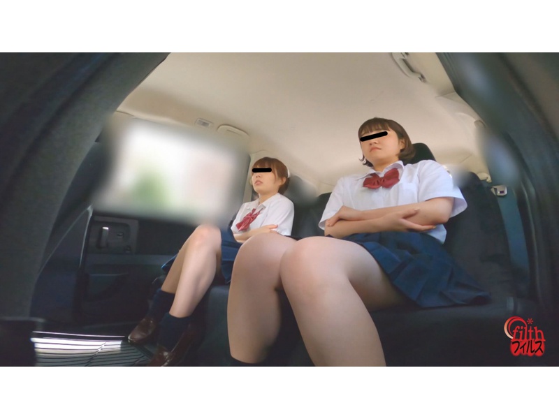 女学生 車内激臭!! パニック糞漏らし