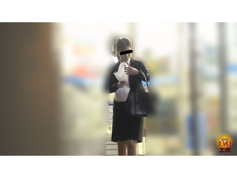 セルフ浣腸女 トイレ内徘徊我慢下痢便