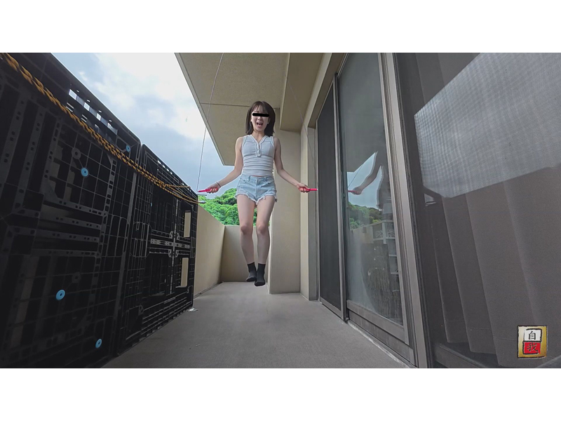 浣腸我慢早脱ぎ全裸脱糞