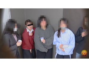 OL採尿日 トイレ殺到おしっこ大洪水もらし